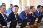 Денис Паслер поручил усилить работу по привлечению федеральных средств на развитие колледжей по проекту «Профессионалитет»