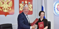 Общественная палата и Избирательная комиссия Свердловской области заключили соглашение о взаимодействии при проведении выборов в сентябре 2025 года - Газета Алапаевская искра