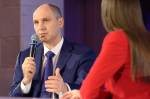 Прямой диалог: Губернатор Денис Паслер на связи с жителями региона